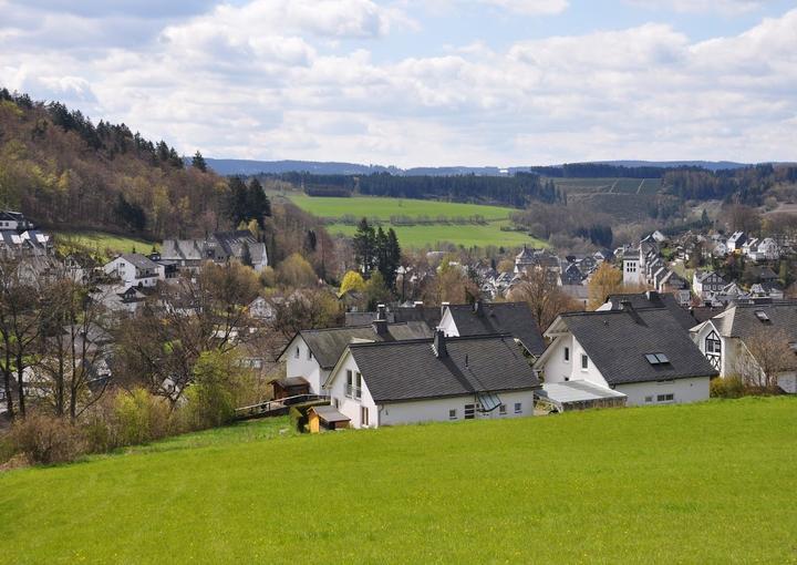 Zur-Neven-Burg